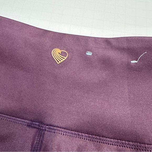 Purple Sleeveless Crop Top and Leggings Set Size Small - Picture 9 of 13